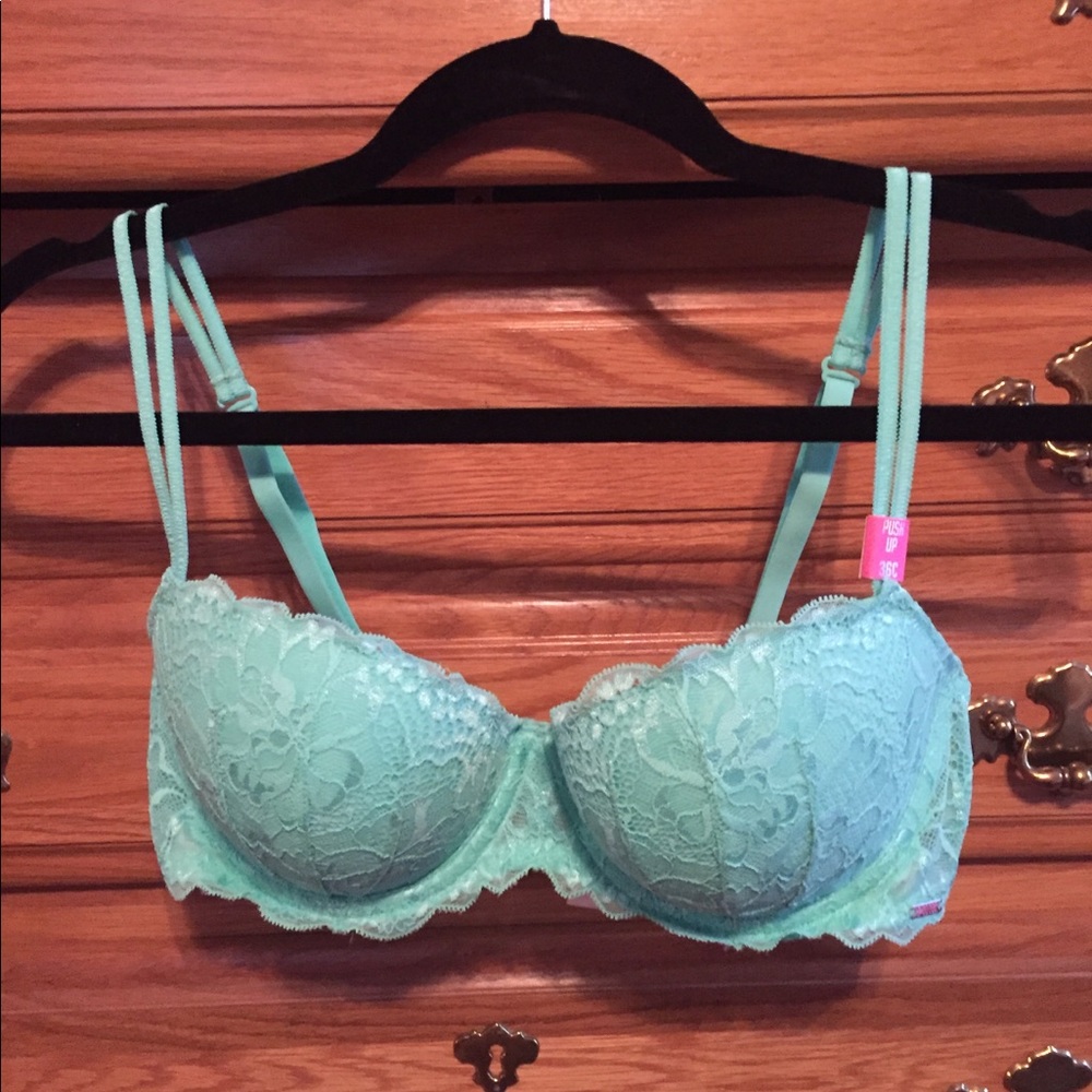 Victoria’s Secret PINK Date Push Up Bra 36C